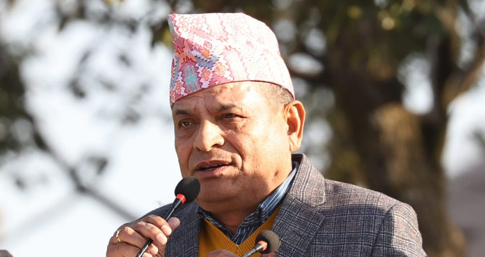 झन्डै चार महिनादेखि कोमामा रहेको कांग्रेस बल्ल उठ्दै छ-चतुरबहादुर चन्द