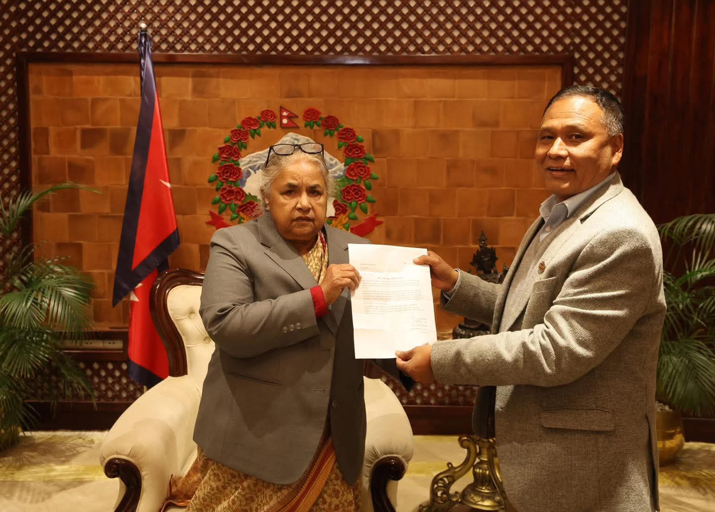 ऊर्जा, भौतिक तथा सहरी विकास मन्त्री कुलमान घिसिङको राजीनामा